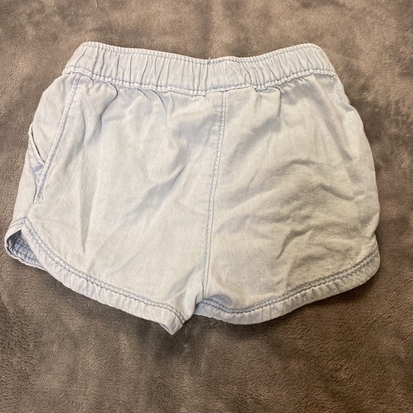 Children’s Place Baby Girls Lot of 2 Shorts - Picture 5 of 5